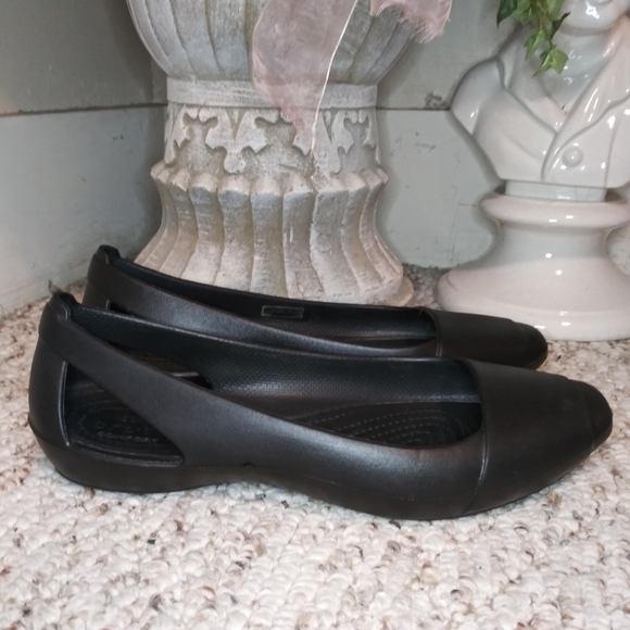 CROCS Sienna Black Square Toed Flat - Picture 2 of 12
